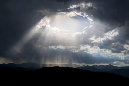 👑 THE KING IS COMING SOON | 28.04.2026 | 🌄 Looking Ahead: Hope Until the Very End